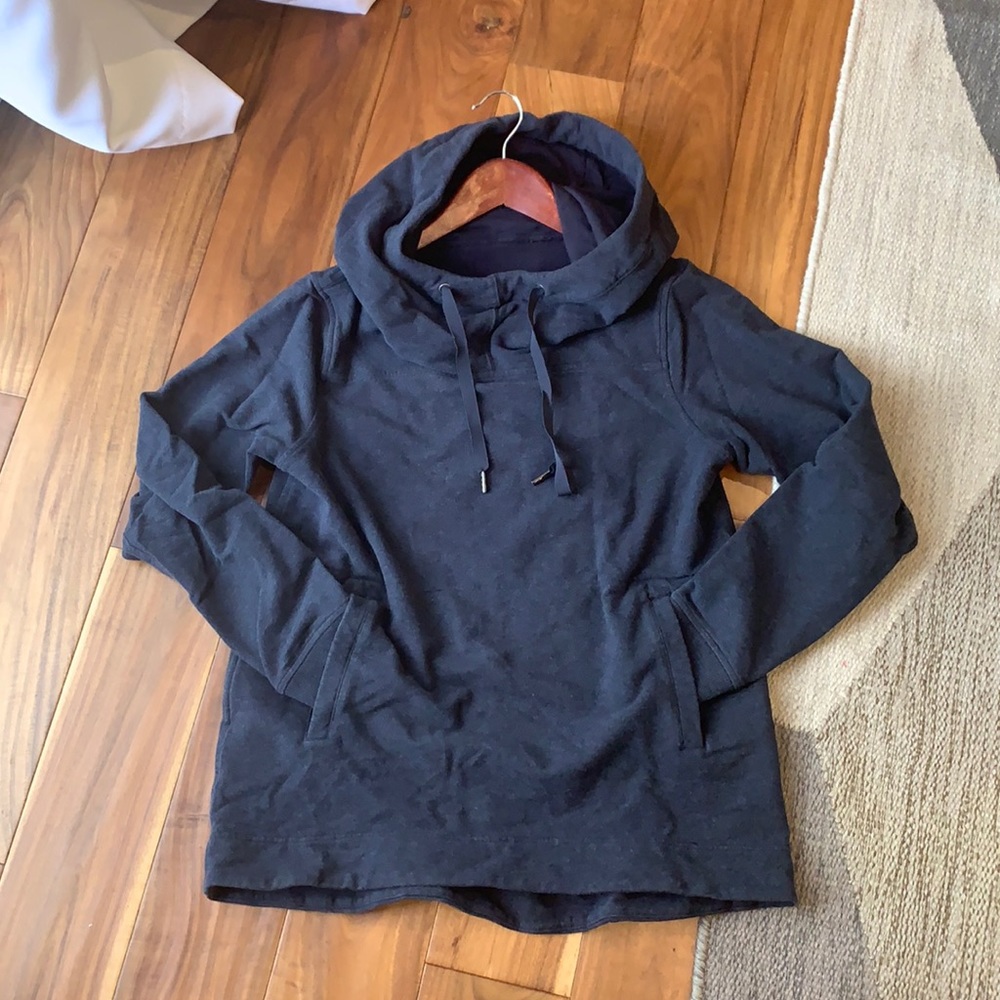 COPY - Lulu lemon sweatshirt - like new barely us…